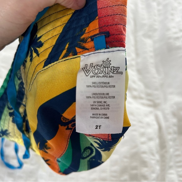 3 for $20 UV SKINZ Reversible Sun Hat Blue Sunset Beach Print Sz 2T - Picture 3 of 3